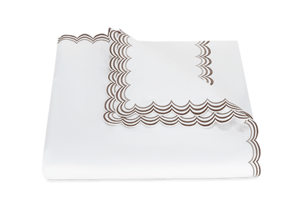 Matouk Stella Duvet Cover - Mocha
