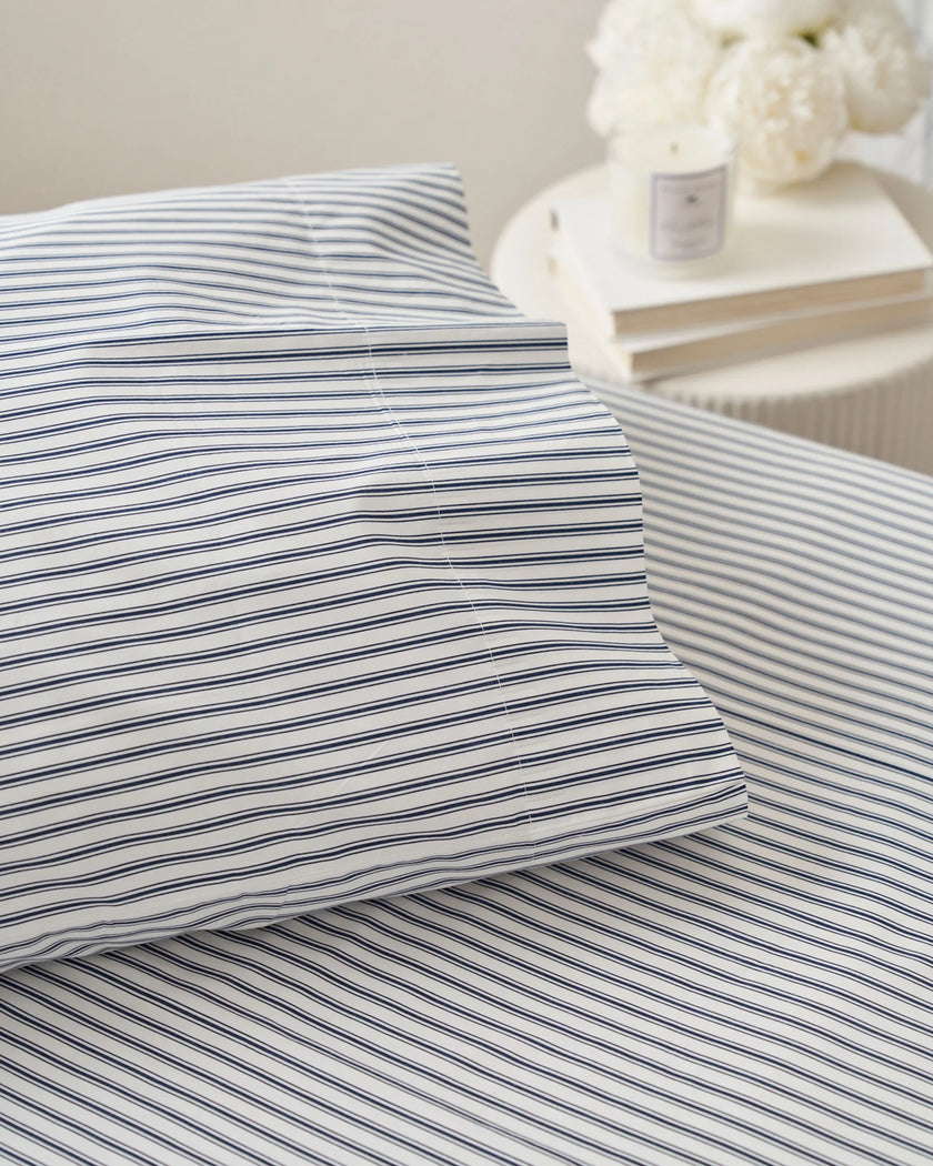Petite Plume Luxe Premium Cotton Bed Sheets - Navy French Ticking