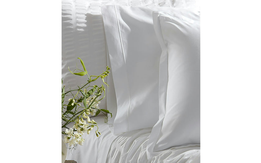 Matouk Ceylon 17” Fitted Sheet - White