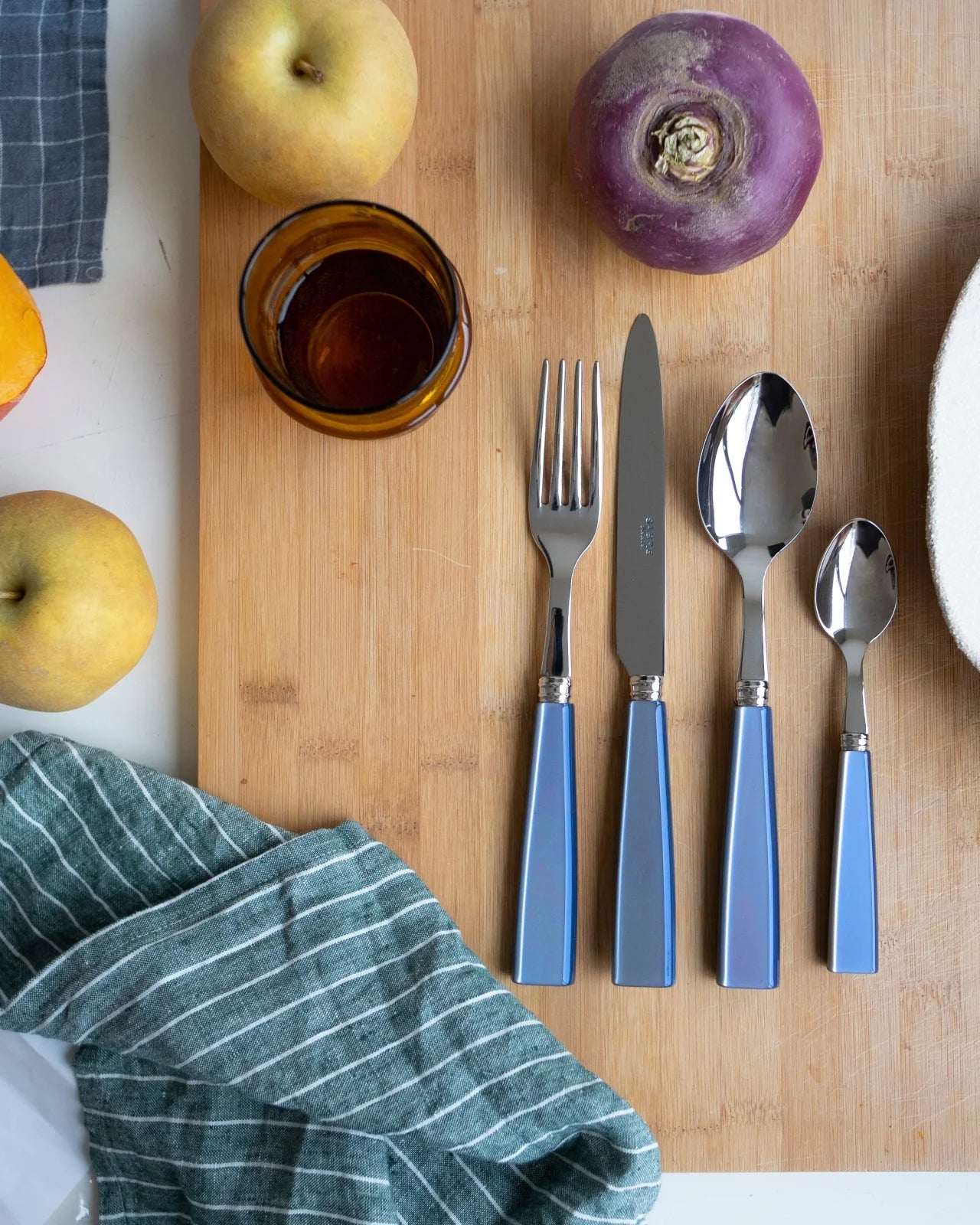 Sabre Icone 5 piece flatware set - Sky Blue