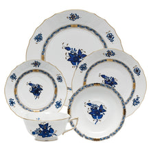 Load image into Gallery viewer, Herend Chinese Bouquet Dinner Plate - Black Sapphire
