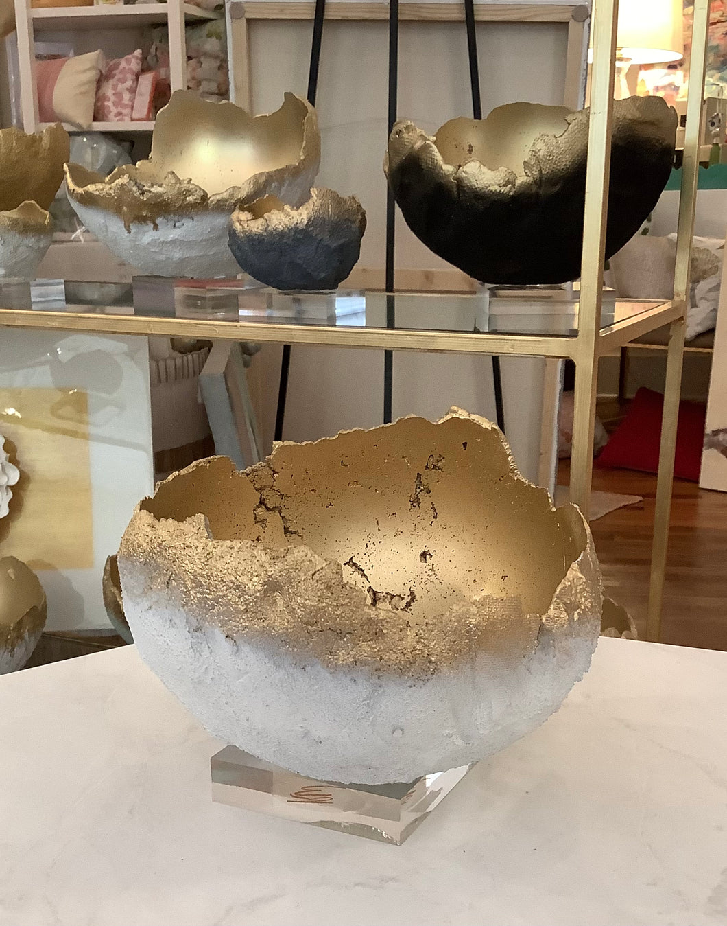 Riverwoods Arts Concrete Bowl - Small White/Gold