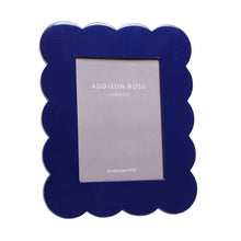 Load image into Gallery viewer, Addison Ross 5x7 Scallop Frame
